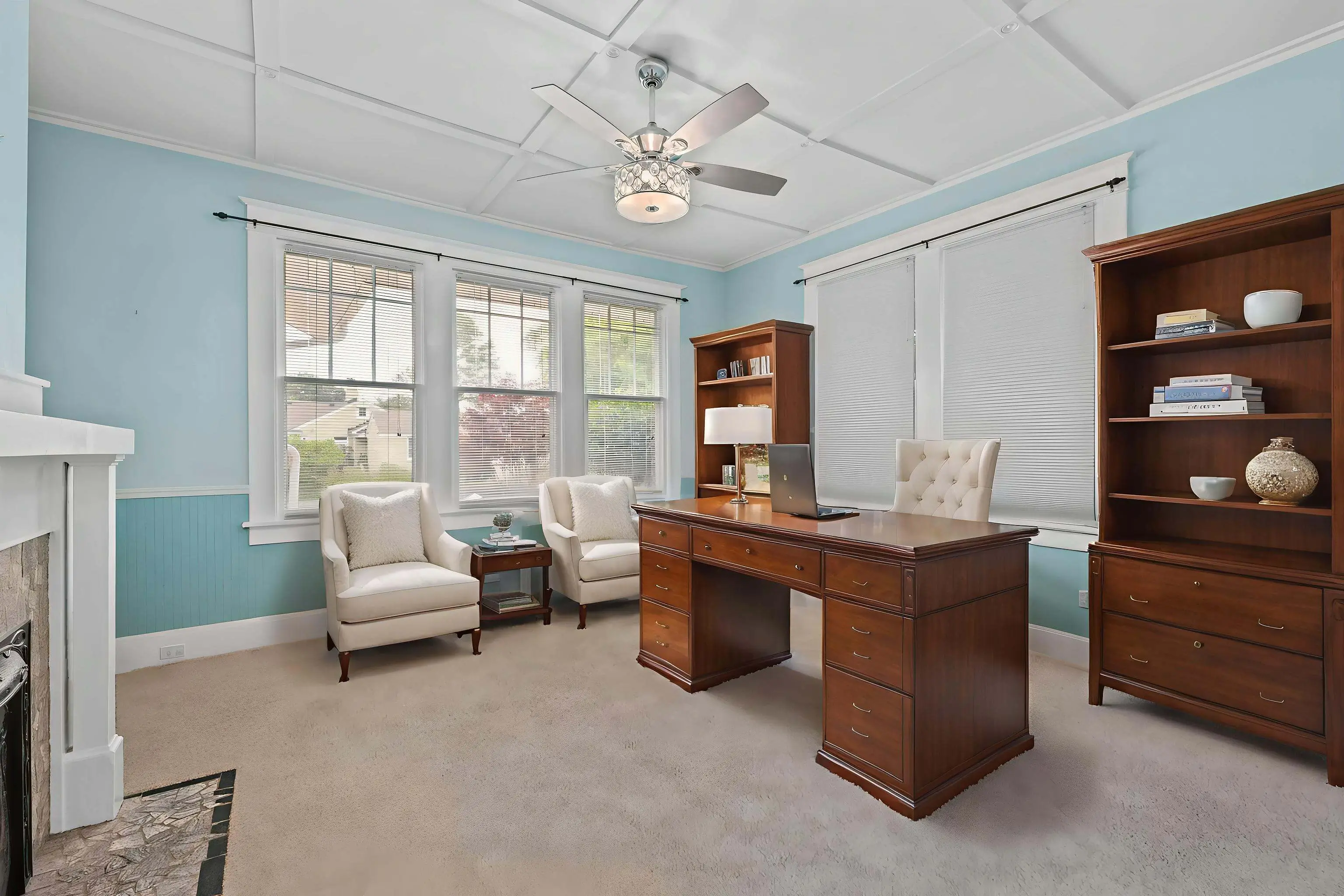 Virtually staged standard home office by Desiome