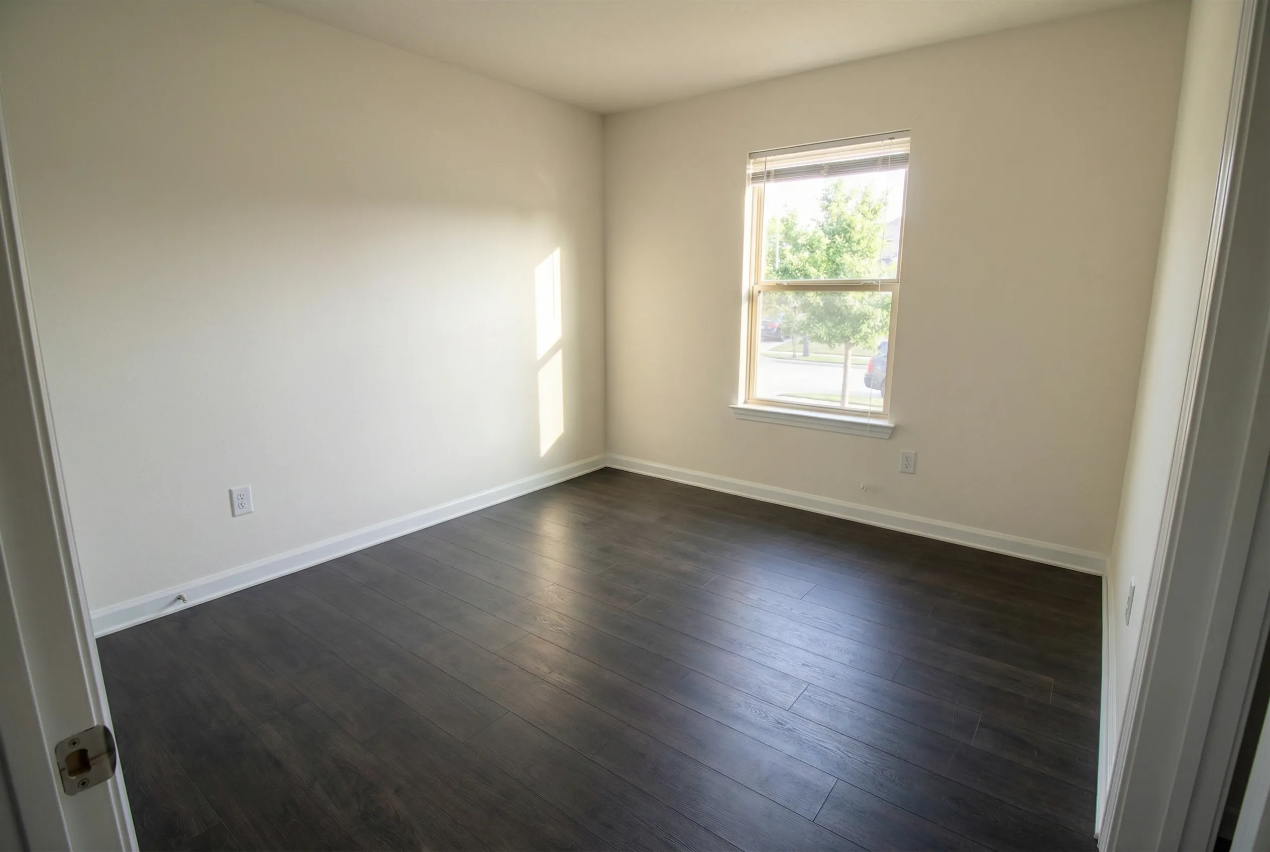 Virtually staged modern bedroom by Desiome - before